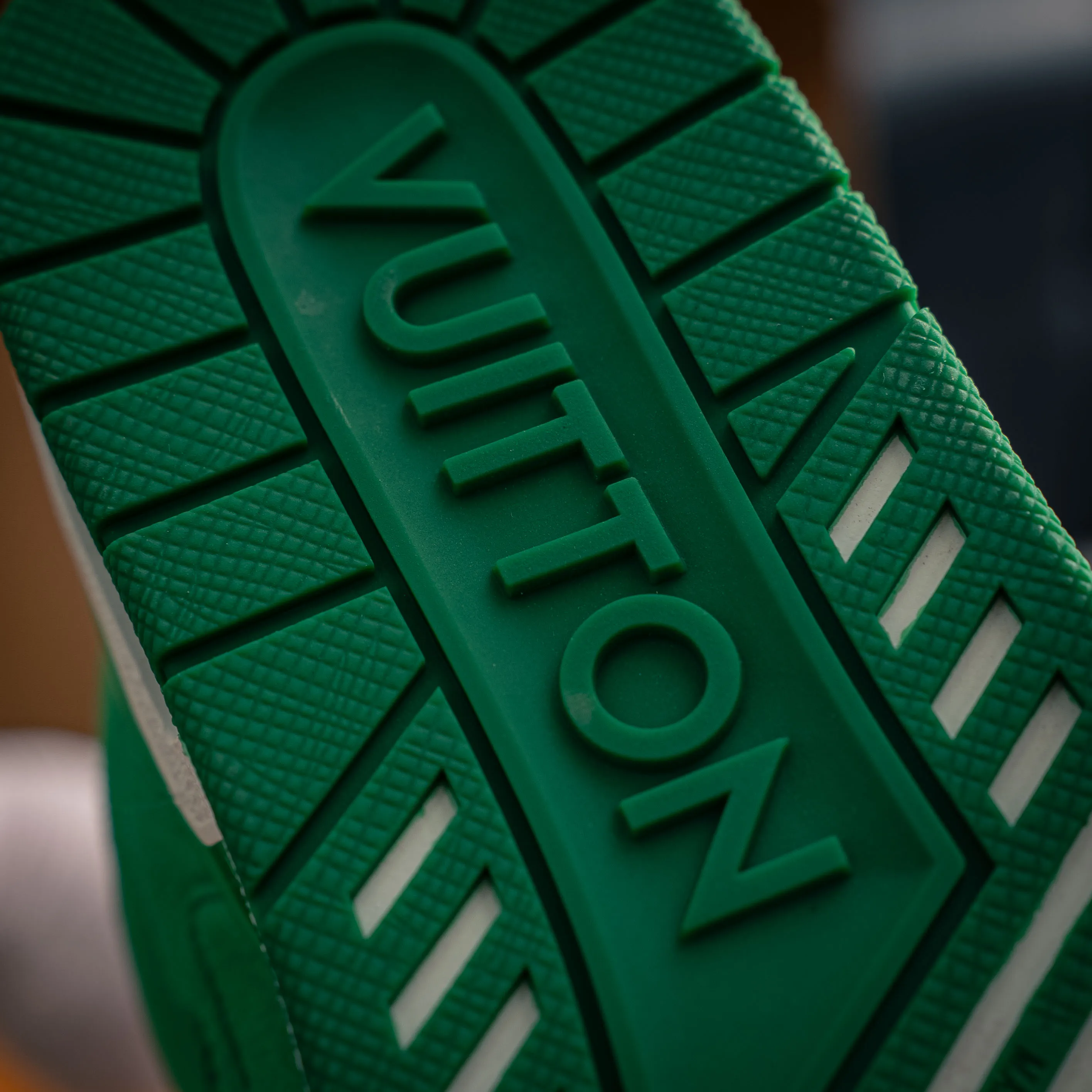 # LV- - trainer 2026 New Arrival 1：1 ！！ Shoes Cowhide Leather ， LOGO ， ➕Breathable ， 。